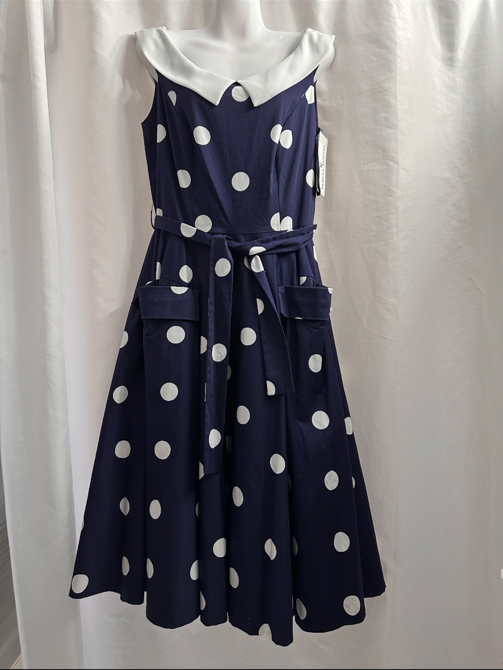 Classic Navy Polka Dot Fit & Flare Dress with White Collar new with tag